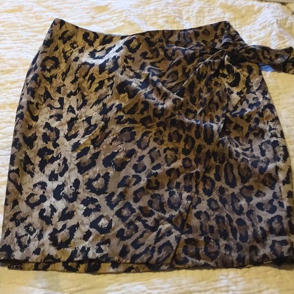 Saks Fifth Avenue Dresses & Skirts - Saks Fifth Ave The Works silk wrap skirt size 12